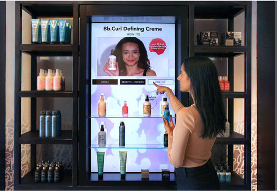 Zapatos/color del negro de la pantalla LCD de la pared del vídeo interactivo de los bolsos para el alto rendimiento de la tienda